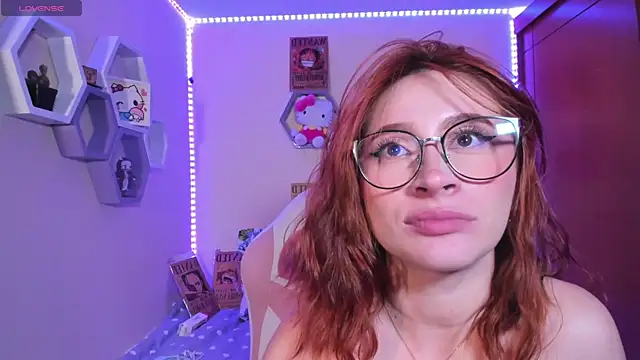 Snapshot of chloe_rockss_ chatting on 03.01.25 chloe rockss online show from 03.01.25