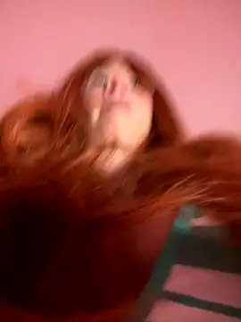 Snapshot of chloe_rockss_ chatting on 10.24.25 chloe rockss online show from 10.24.25