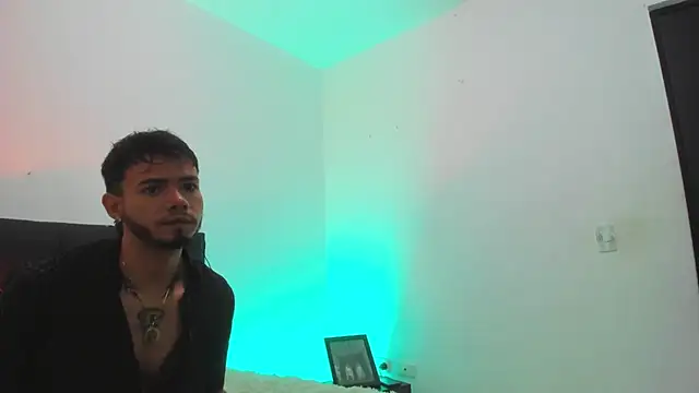 Niick01  online show from 03.12.25