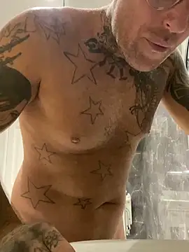 Snapshot of Jamesdeanmcqueen chatting on 02.06.25 Jamesdeanmcqueen online show from 02.06.25