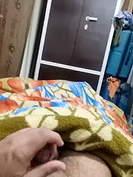 Snapshot of Hot_funky_boy chatting on 02.15.25 Hot funky boy online show from 02.15.25