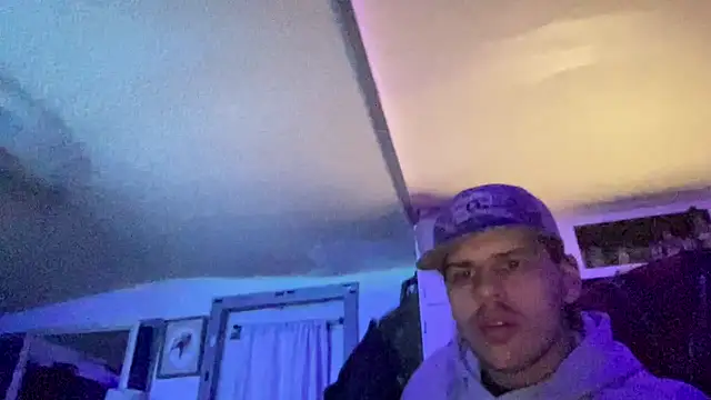 Snapshot of buckincowboy chatting on 02.24.25 buckincowboy online show from 02.24.25