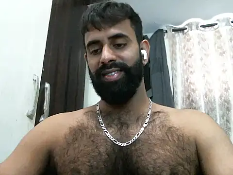 Snapshot of indianhairybull chatting on 02.09.26 indianhairybull online show from 02.09.26