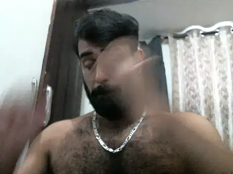 Snapshot of indianhairybull chatting on 03.18.26 indianhairybull online show from 03.18.26