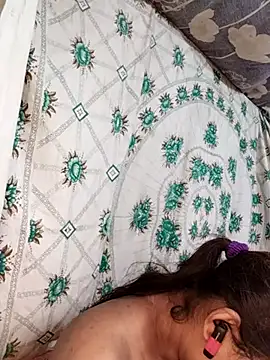 monekhan123 online show from 02.21.25