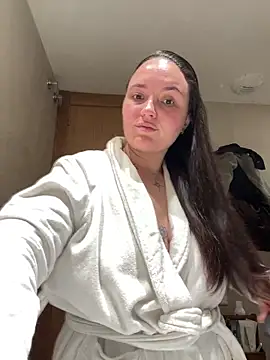 Snapshot of Orgasmille chatting on 02.21.25 Orgasmille online show from 02.21.25