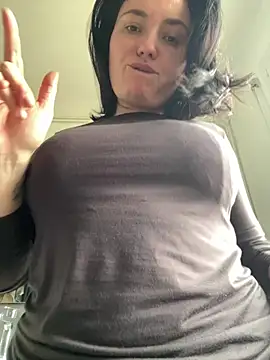 Snapshot of Orgasmille chatting on 02.21.26 Orgasmille online show from 02.21.26