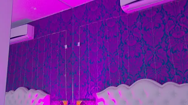 Snapshot of just_gay_ chatting on 03.13.25 just gay  online show from 03.13.25