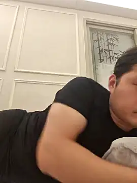 Snapshot of offwhite777 chatting on 01.16.26 offwhite777 online show from 01.16.26
