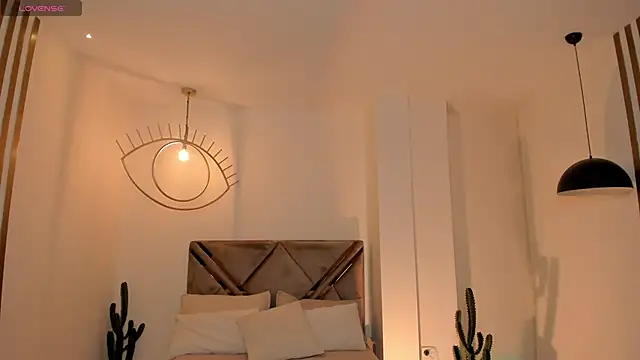 BeccaBaxter online show from 04.22.26