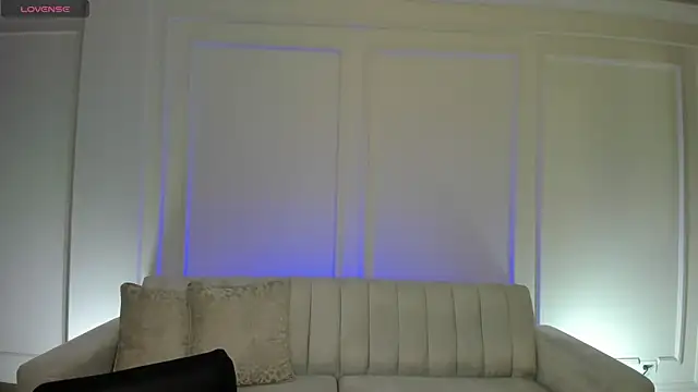 BeccaBaxter online show from 05.12.26