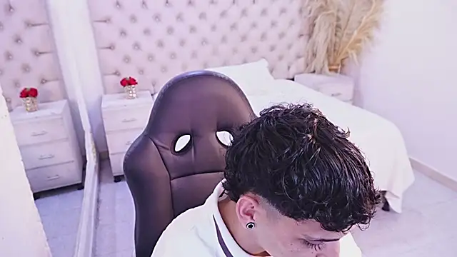 JhoanLeandro online show from 06.22.26