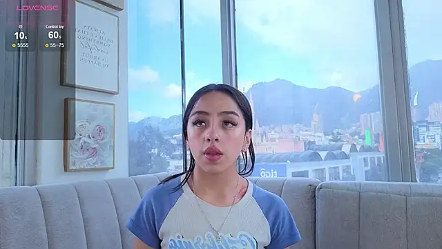 Daphne chers online show from 05.05.26