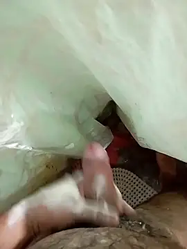 Snapshot of HotC1991 chatting on 03.09.26 HotC1991 online show from 03.09.26