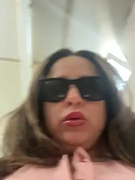 laarti online show from 04.19.26