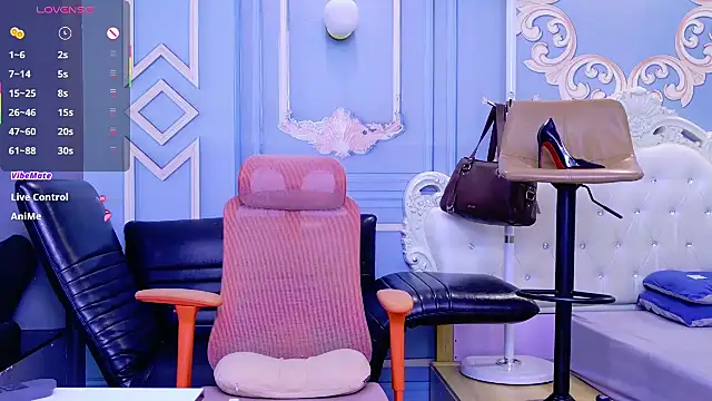 Snapshot of LucianaMe chatting on 08.03.26 LucianaMe online show from 08.03.26