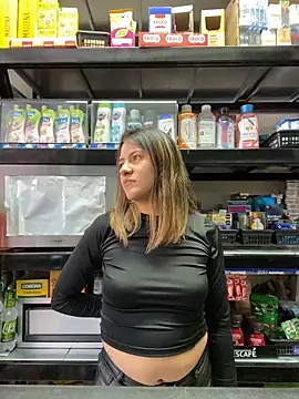 Andrea18 blonde online show from 04.24.26