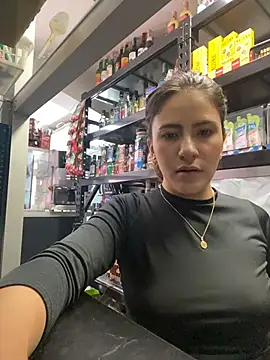 Andrea18 blonde online show from 04.28.26