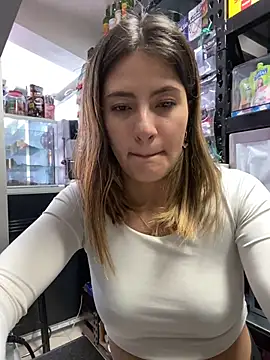 Andrea18 blonde online show from 05.25.26