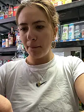 Andrea18 blonde online show from 08.03.26