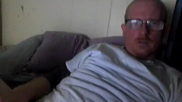 Snapshot of ClimbedCaelum chatting on 12.02.25 ClimbedCaelum online show from 12.02.25