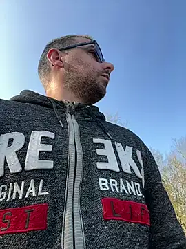 Snapshot of balkis30 chatting on 03.17.25 balkis30 online show from 03.17.25