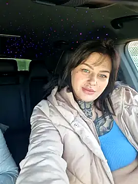 CannabisQueenn online show from 02.19.25