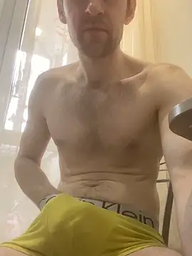 LynnAhNight online show from 03.21.26