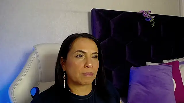 GochitaWild online show from 11.18.25