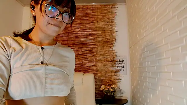 Snapshot of Luna_7_777 chatting on 02.23.25 Luna 7 777 online show from 02.23.25