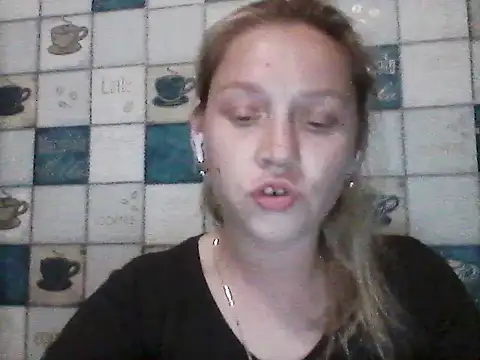 Snapshot of Anna_wey chatting on 06.06.26 Anna wey online show from 06.06.26