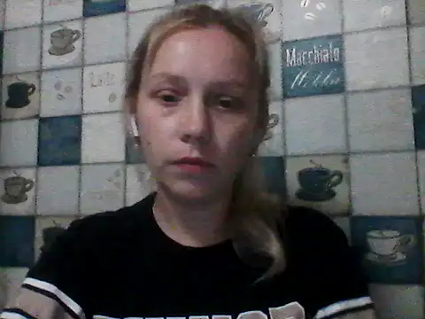 Snapshot of Anna_wey chatting on 06.16.26 Anna wey online show from 06.16.26