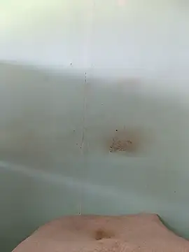 Snapshot of Dracoandr chatting on 11.21.25 Dracoandr online show from 11.21.25