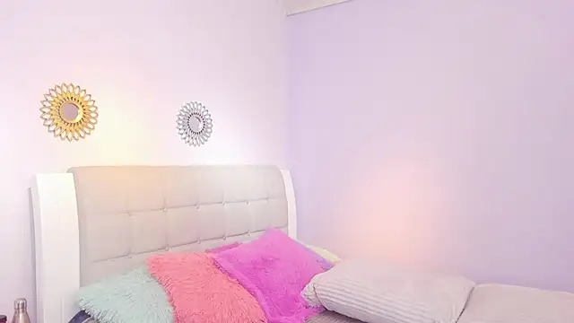 Snapshot of Hiyakasudere chatting on 10.07.25 Hiyakasudere online show from 10.07.25