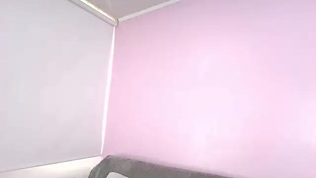 Snapshot of Hiyakasudere chatting on 11.05.25 Hiyakasudere online show from 11.05.25