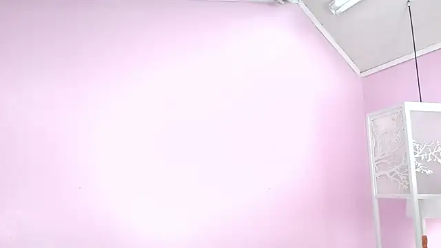 Snapshot of Hiyakasudere chatting on 11.22.25 Hiyakasudere online show from 11.22.25