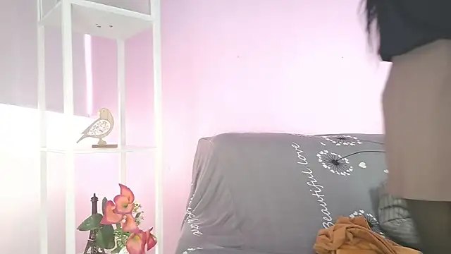 Snapshot of Hiyakasudere chatting on 12.03.25 Hiyakasudere online show from 12.03.25