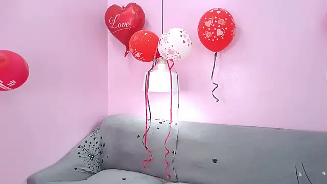 Snapshot of Hiyakasudere chatting on 02.27.26 Hiyakasudere online show from 02.27.26