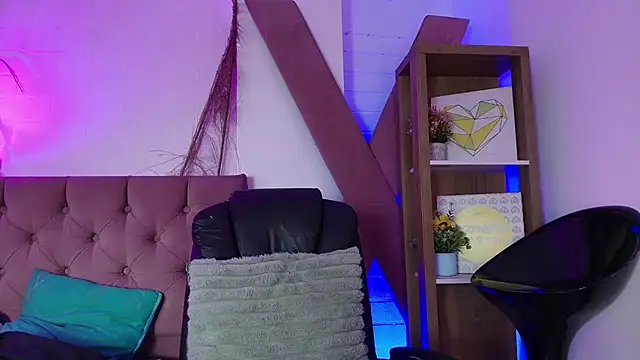 PepperTwink online show from 02.02.26