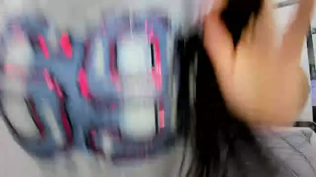 ZoeWan69 online show from 05.01.26