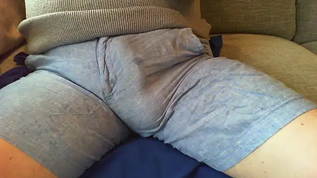 Snapshot of bulgeseeker chatting on 03.12.26 bulgeseeker online show from 03.12.26