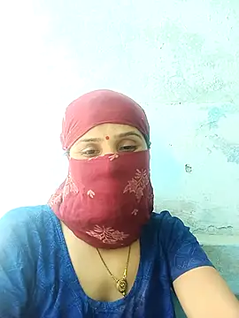 Snapshot of Sumann99 chatting on 02.12.25 Sumann99 online show from 02.12.25