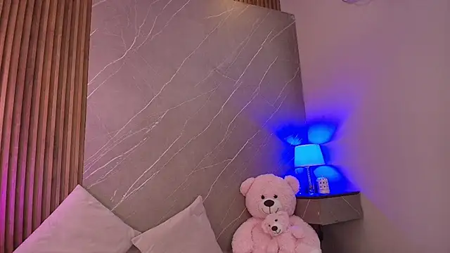 ariana jhonson1 online show from 05.04.26