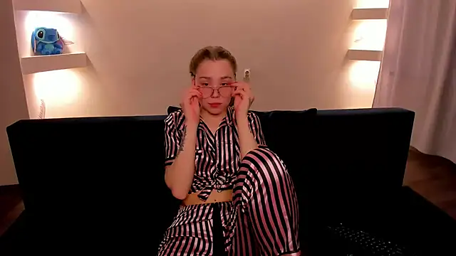 YourMegan online show from 10.13.25