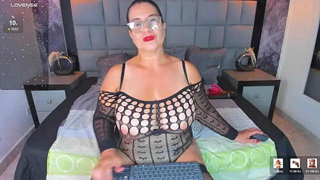 Your Lady Milf online show from 04.25.26