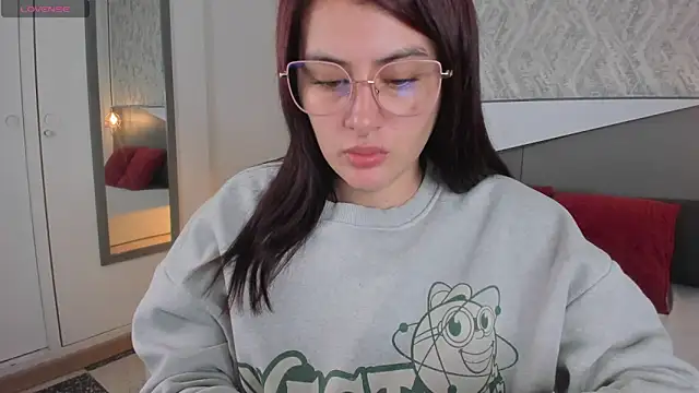 Snapshot of Miile_Evans chatting on 03.18.25 Miile Evans online show from 03.18.25