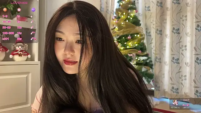 Snapshot of nanaliu6 chatting on 12.02.25 nanaliu6 online show from 12.02.25