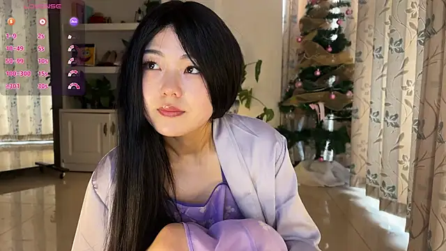 Snapshot of nanaliu6 chatting on 12.17.25 nanaliu6 online show from 12.17.25