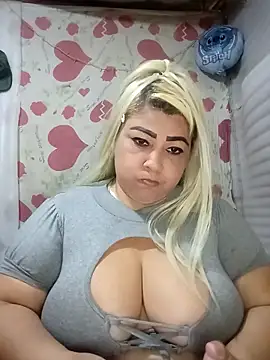 Snapshot of BonniAdams chatting on 02.19.26 BonniAdams online show from 02.19.26