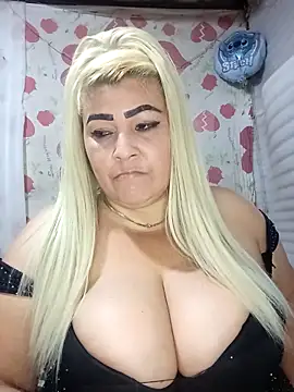 Snapshot of BonniAdams chatting on 03.18.26 BonniAdams online show from 03.18.26